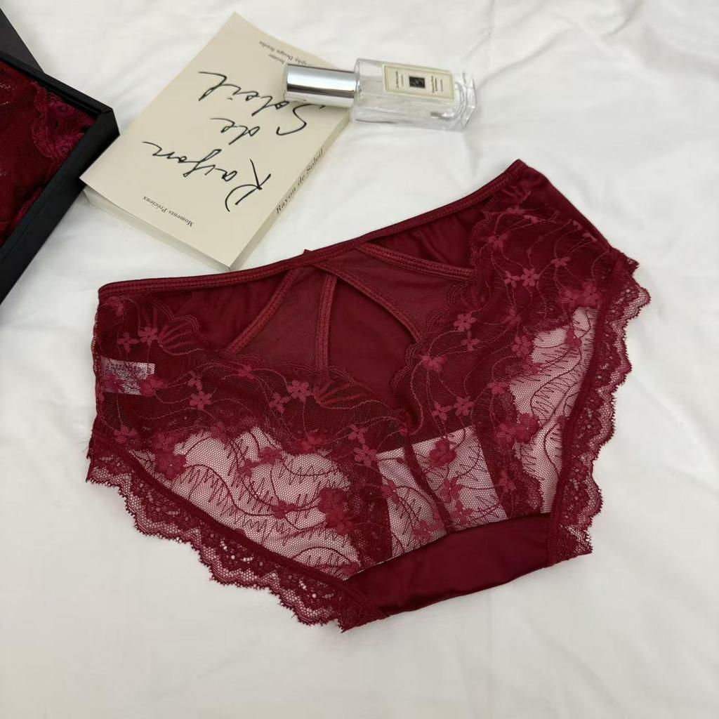 Elegant French Red Lace Low-Waist Thongs: Sexy & Festive Women's Wedding Panties