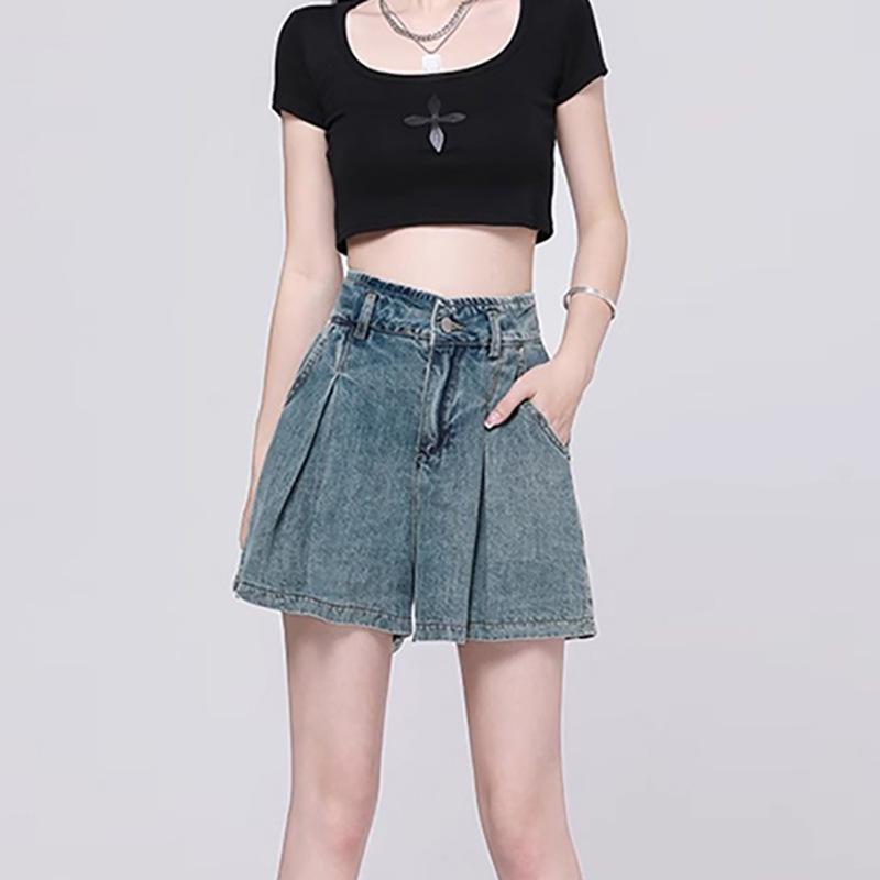 Trendy High-Waisted Pleated Denim Shorts for Women - Casual, Versatile A-Line Jeans for Spring/Summer
