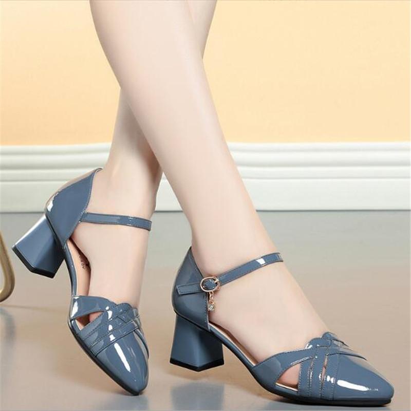 Fashion Ladies Shoes Fashion Buckle Strap Women's Sandals Pointed Toe Square Heel Office Women's Pumps Heel Heeled Gauze Sandals