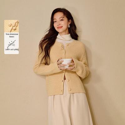 Üst Kıyafetler – Kadın hırkaları