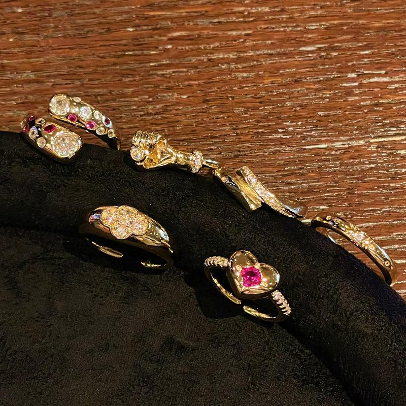 Medieval French Retro High-End Love Open Ring Niche Design Light Luxury Gold Temperament Accessories Women