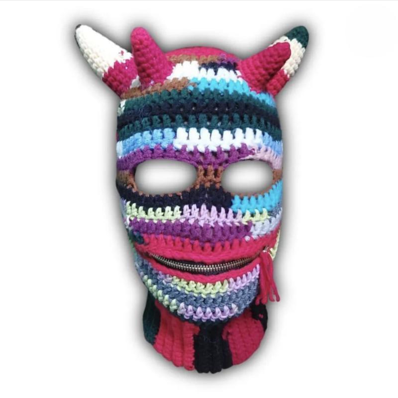 Вязаные полые серьги Love — фото 5