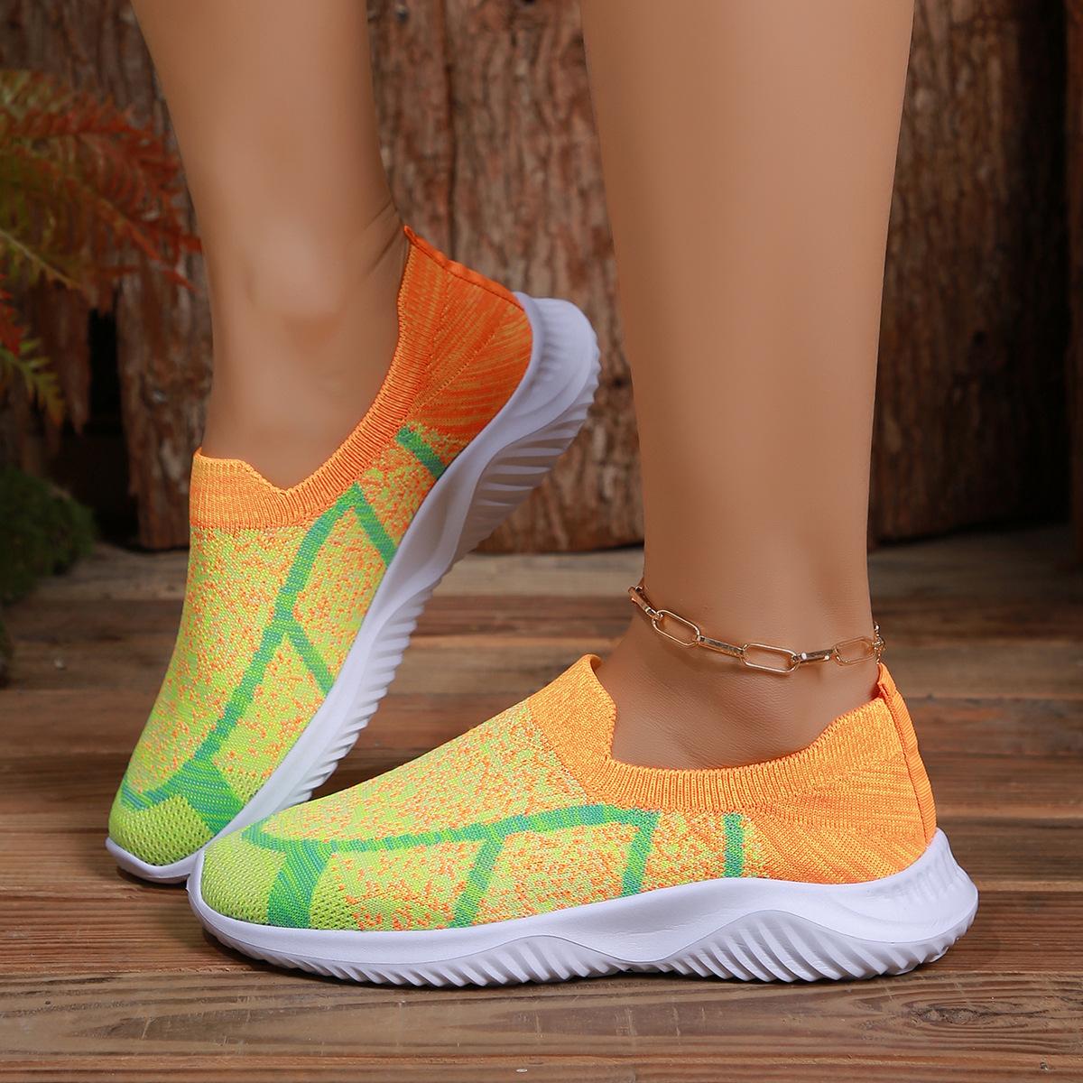 

Large Size Summer Fly-Weaving Sports Style Foot Shoes Women S Round Head Color Matching Flat-Bottomed Lazy Shoes 36