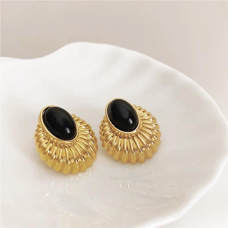 Black Oval Metal Drop Earrings for Women Minimalism Temperament Brincos Hyperbole Fashion Party Jewelry