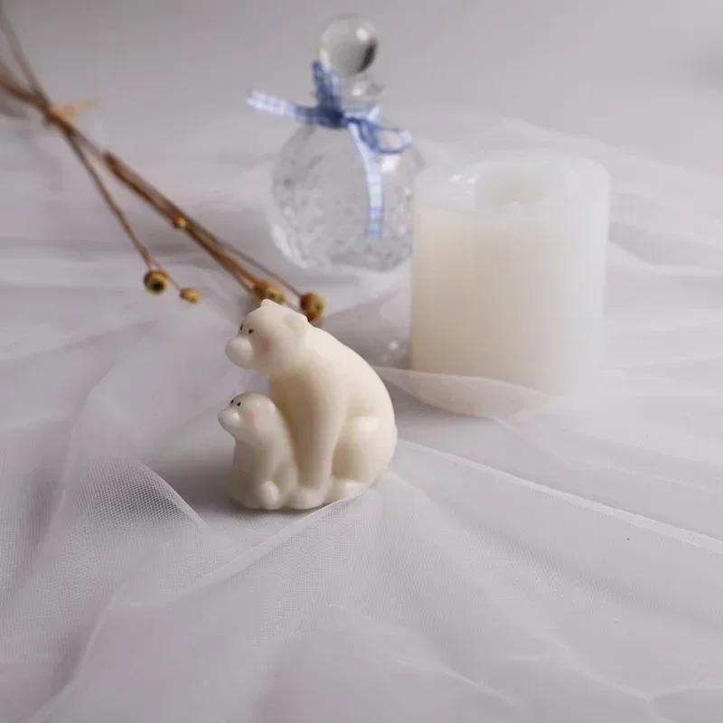 Cute Polar Bear Mother and Child Silicone Mold Creative DIY Chocolate Candy 3D Molds Kitchen Baking Cake Decor Candle Soap Mould