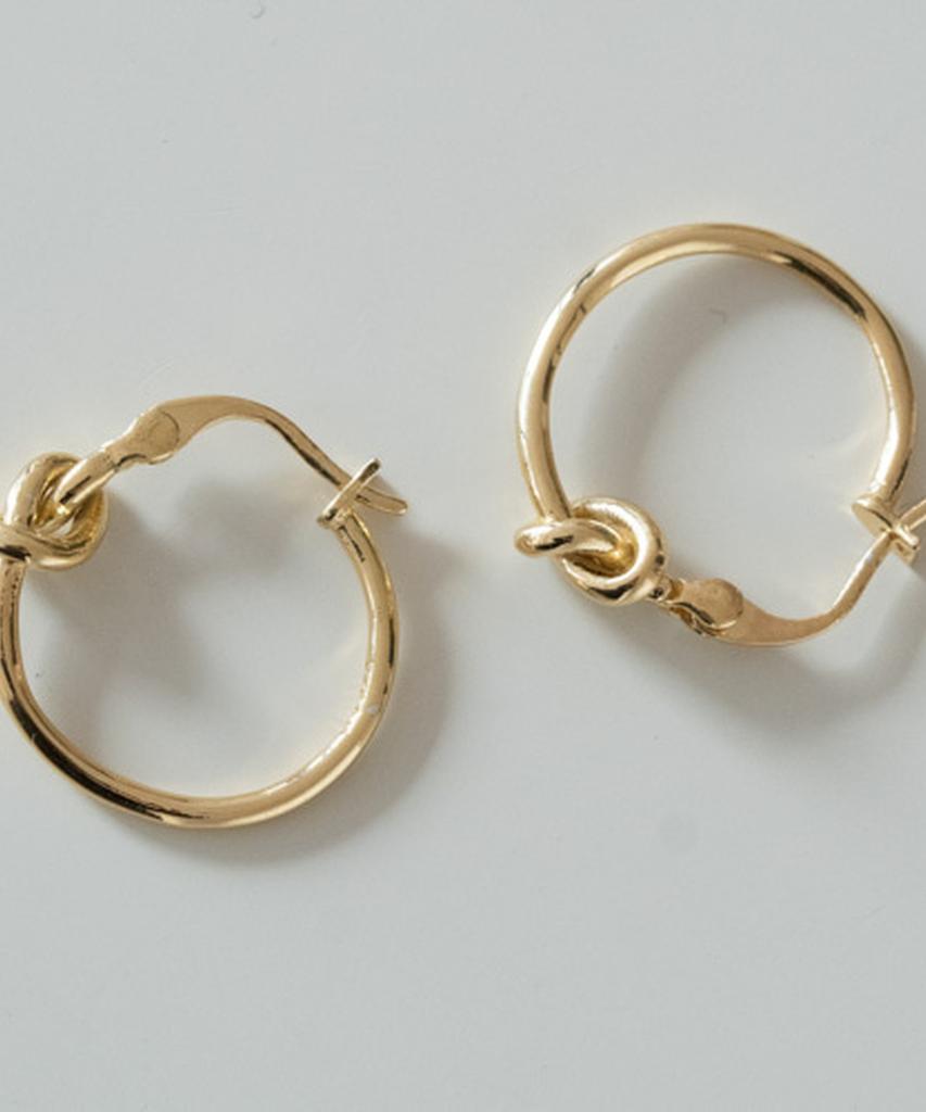 Alleun Silver 925 Bold Knot One-Touch Silver Earrings