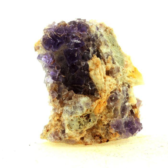 Pierres et Minéraux. Fluorite + Quartz + Baryte. 336.50 ct. La Cabaña, Berbes, Espagne.