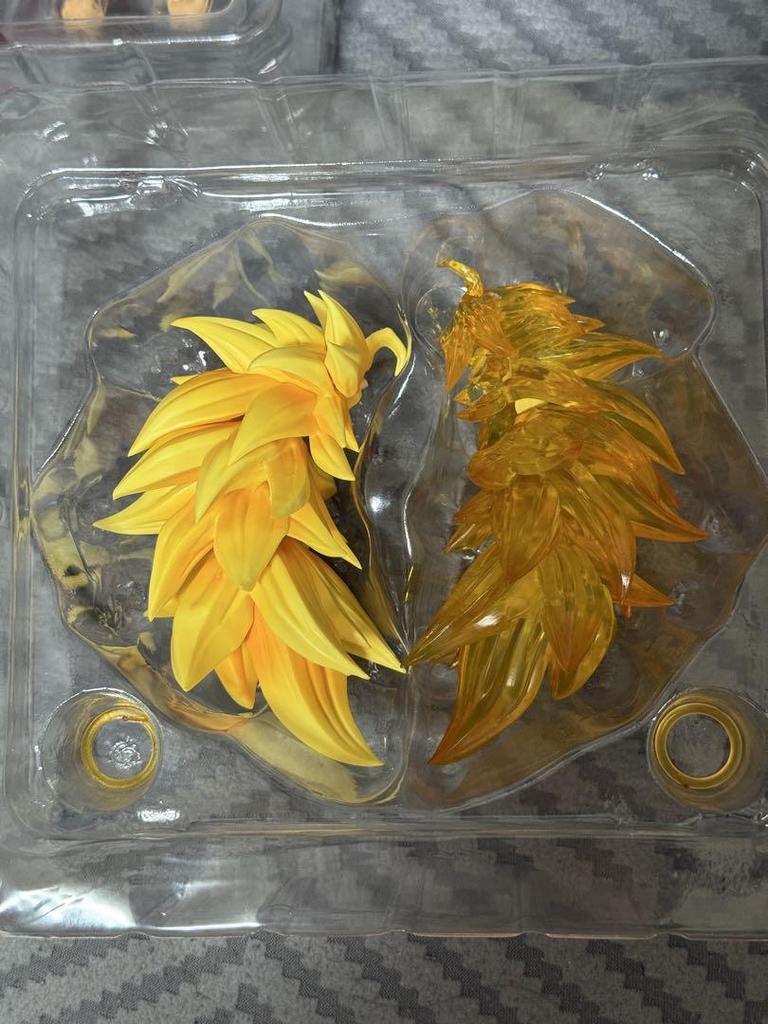 [USED] Overseas Exclusive S.H.Figuarts Same Size Super Saiyan 3 Son Goku with Bonus