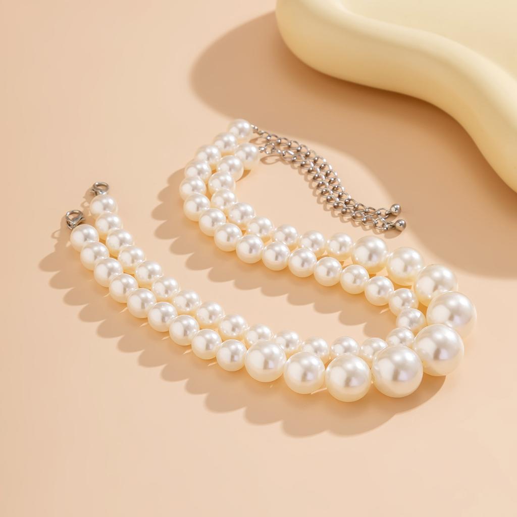 Accessories, exaggerated large pearl temperament choker versatile collarbone chain multi-layer beaded necklace women
