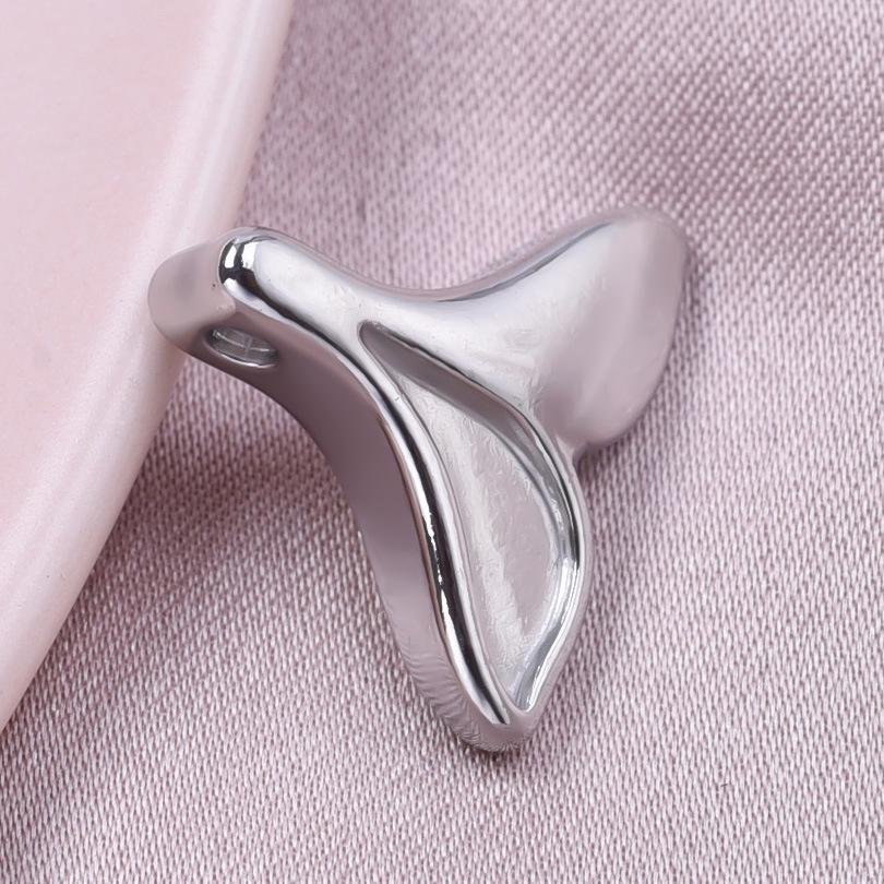 

18k Gold Electroplated Fishtail Pendant - 304 Stainless Steel DIY Jewelry Accessory