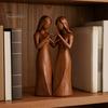 Creative Living Room Displays Sisterhood Wooden Figurine, Handcrafted Friendship Sculpture for Meaningful Keepsakes Bedroom Tabletop Ornament,