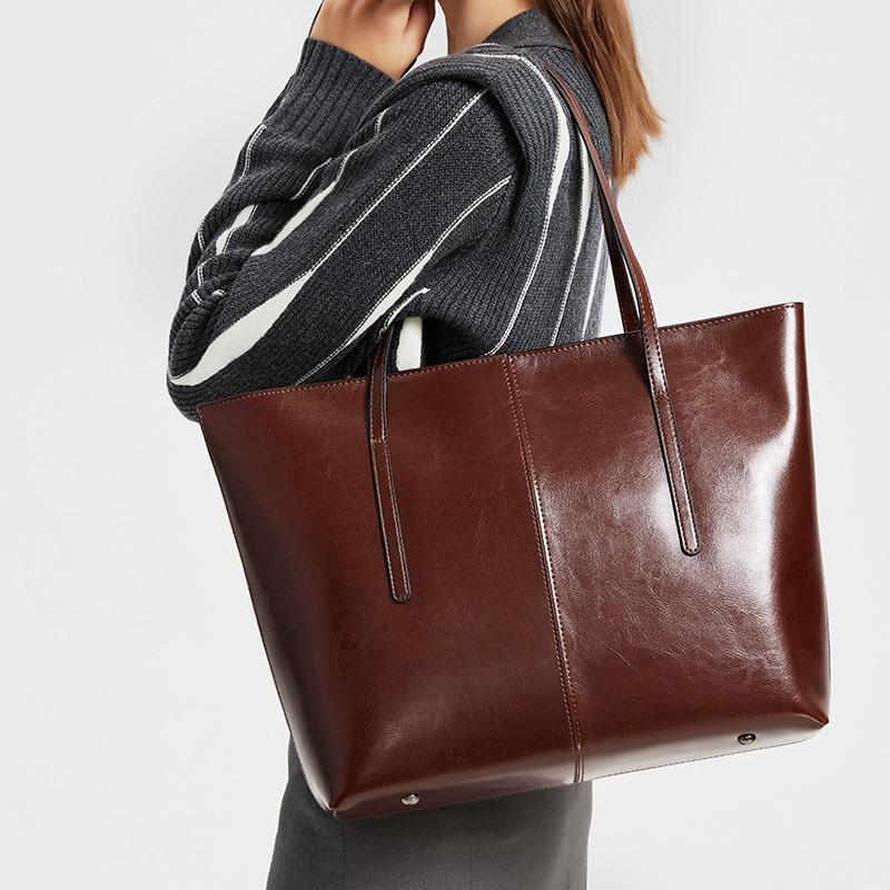 Retro Cowhide Big Bag Women's Bag New Tote Bag Large Capacity Women's Leather Versatile Commuter Shoulder Bag