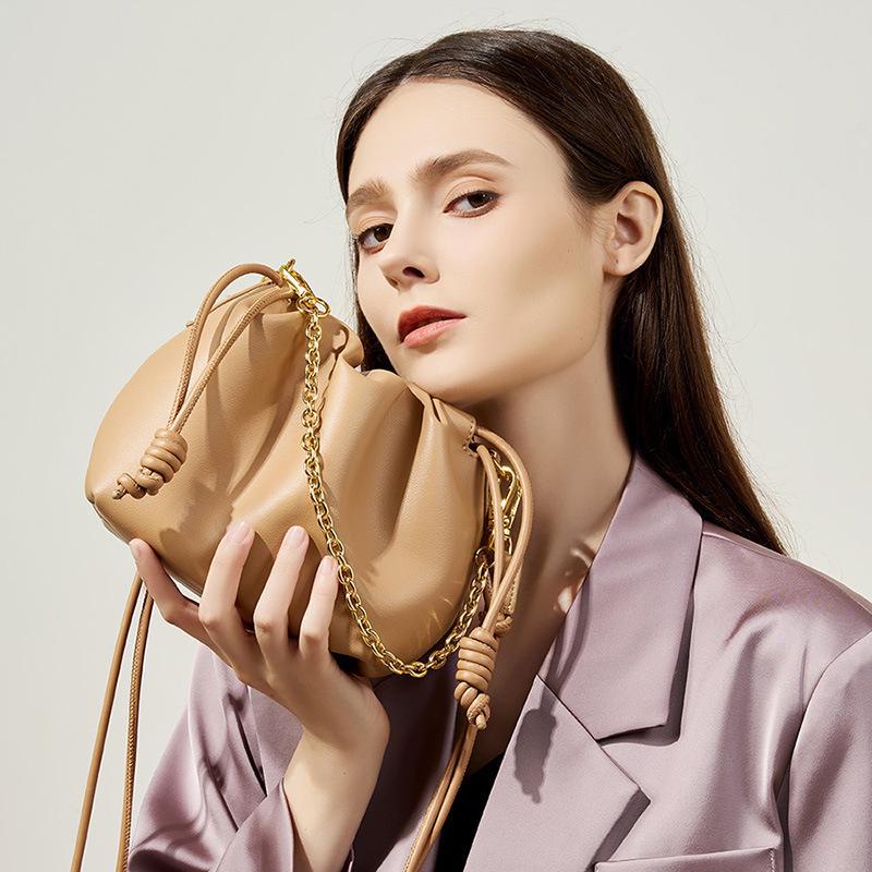 2024 Korean Genuine Leather Chain Cloud Bucket Bag