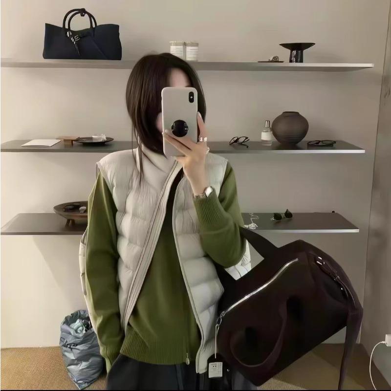 Stand-up Collar Ribs Down Jacket Vest Women, Loose and Good-looking White Duck Down Short Coat Tide