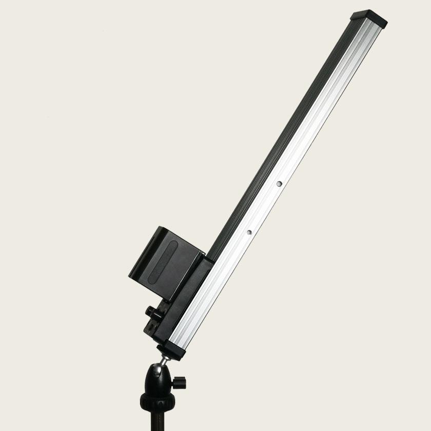 OEM/ODM 40W Bi-Color Portable LED Photography Lighting CRI 98 Stick Handheld Aluminum Arm Fill Light Phone Holder Remote Control