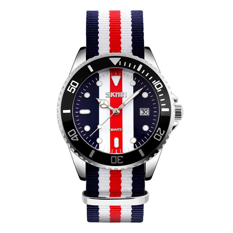 

Moment Beauty Справжні чоловічі водонепроникні кварцові годинники Персоналізовані модні годинники з тканинним ремінцем Чоловічі годинники Модні спортивні трендові годинники