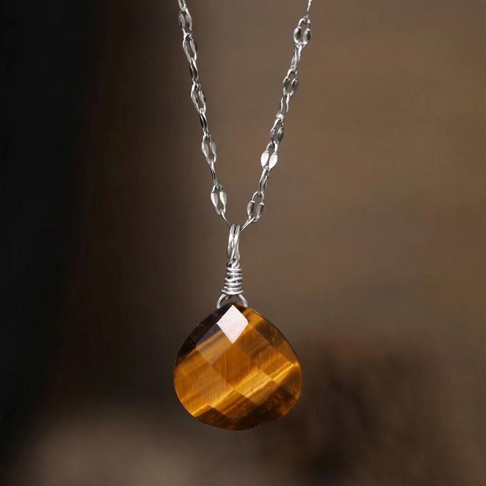 1 Stück Naturstein-Halskette für Damen, kleiner tropfenförmiger Anhänger aus Amethyst und rosa Kristall, Choker-Schmuckgeschenk