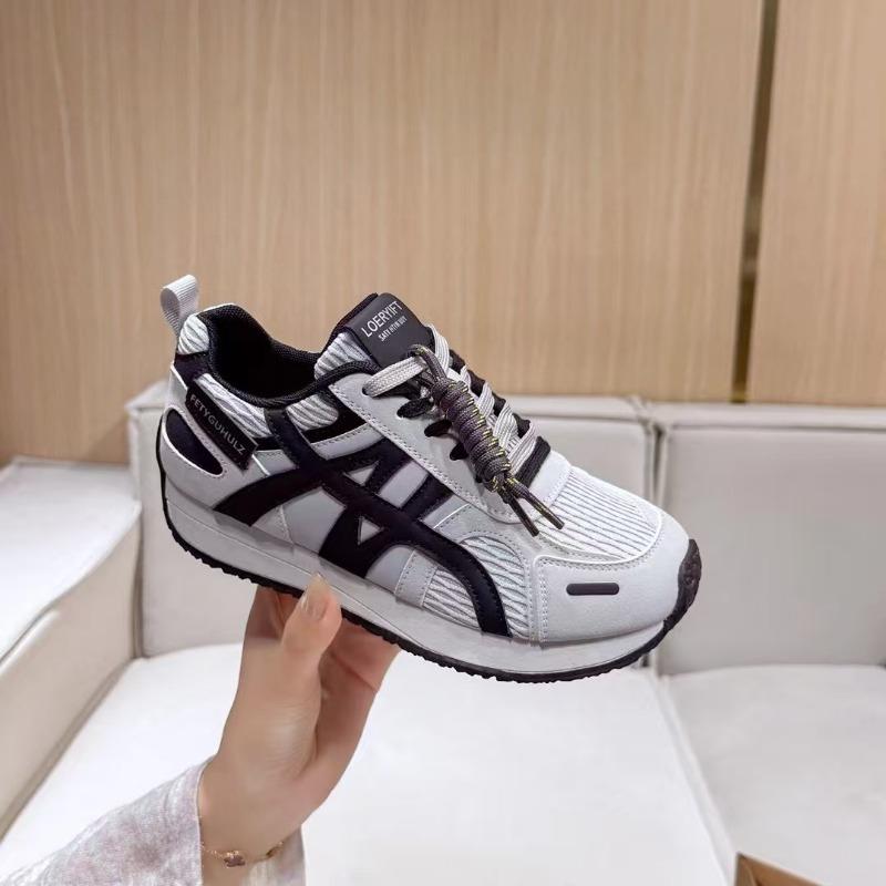 

Little white shoes women s new autumn flat baseplate shoes versatile non-slip small casual sports shoes 40 серый