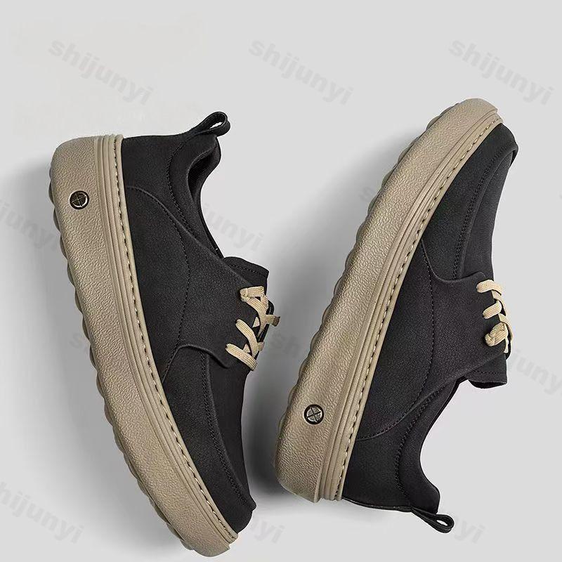 Herren Lederschuhe 2026 Frühjahrsmode Business Casual Schuhe Plateau Runde Spitze Bequem Outdoor Retro Herren Vulkanisierte Schuhe
