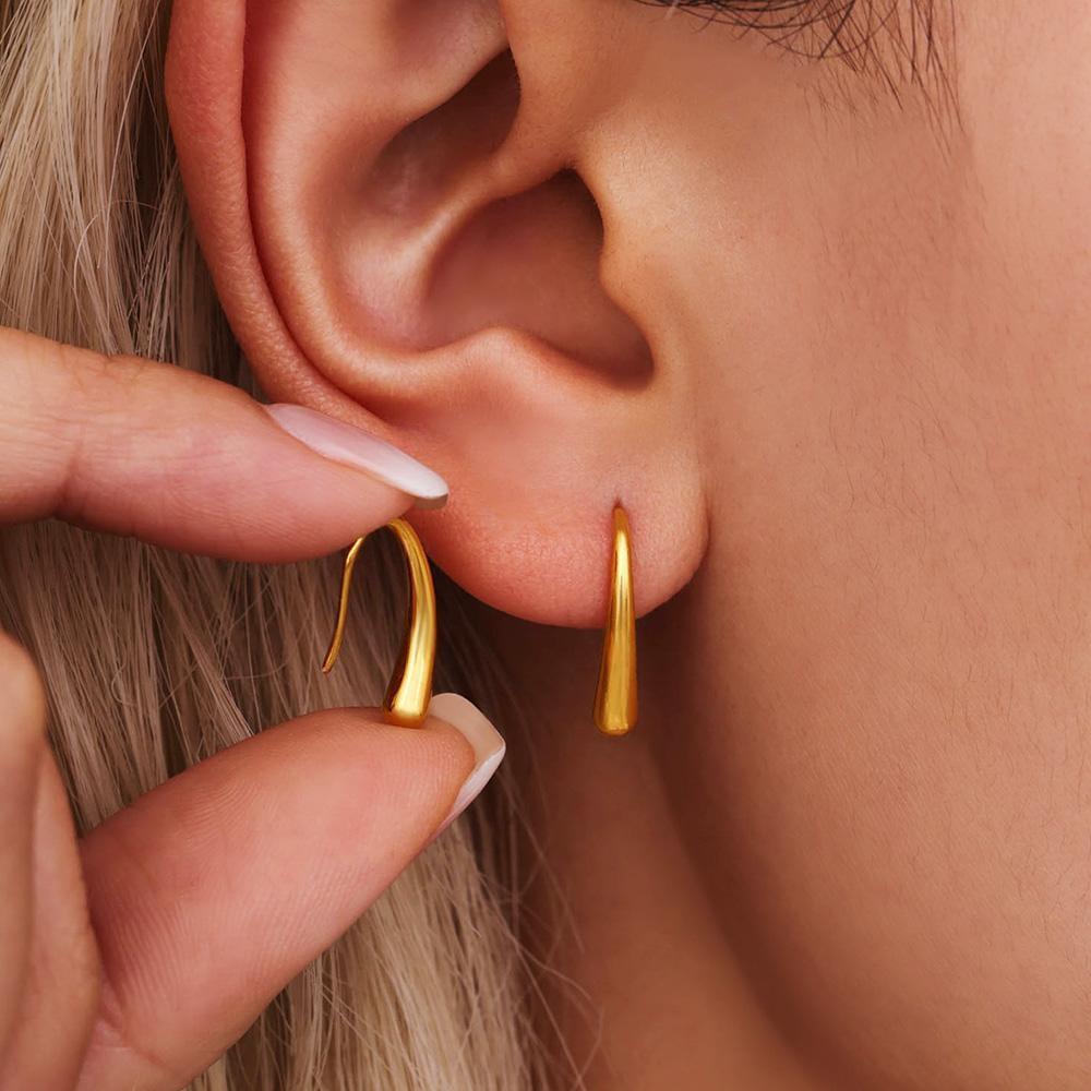 Luxury Gold Color Zinc Alloy Dangling Earrings for Women Long Studs Simple High Quality Stainless Steel Earrings Zircon 2025 Trends