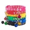 Collier Pour Chiot Katzenhalsband, Katzenhalsband mit Glöckchen, niedlicher Pfotenabdruck, verstellbares Nylonband, Umhängeband für Kätzchen
