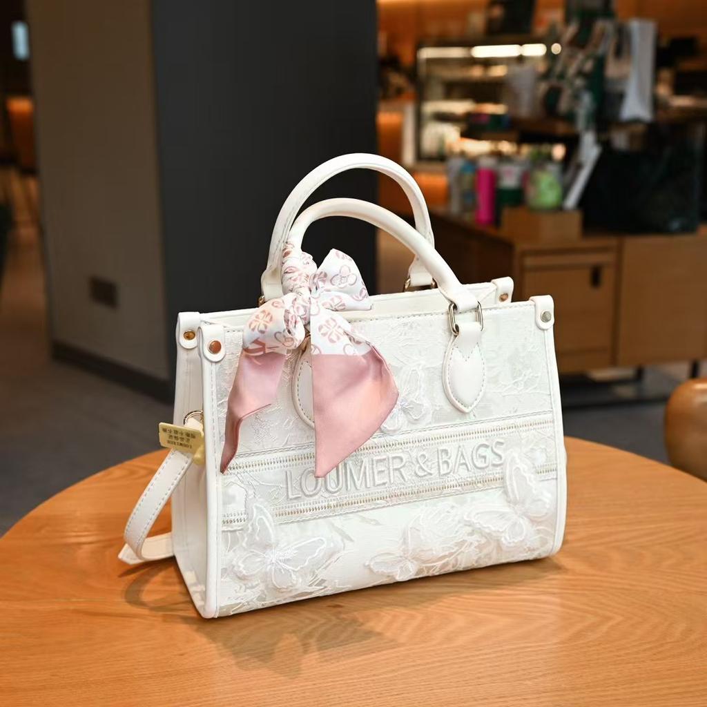 New Butterfly Embroidered Tote Bag Large Capacity Commuter Casual Style Women's Bag