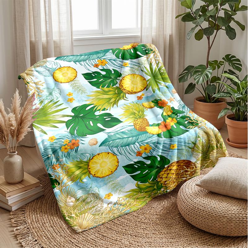 Tropical Pineapple Fantasy Theme Blanket Lightweight Warm Flannel Blanket Decorative Throw Blanket for Home Decoration