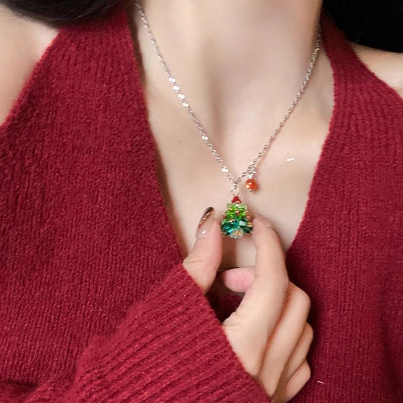 2024 Women's Christmas Tree Pendant Necklace - Festive Clavicle Sweater Chain