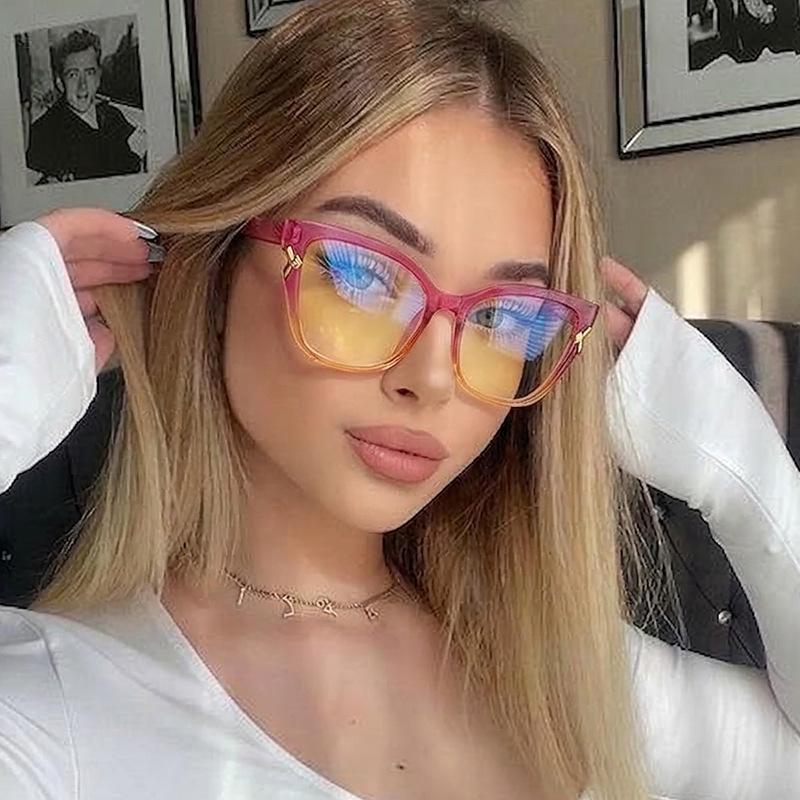 New Fashion Outdoor HD Ultra Light Anti Blue Light Eyeglasses Women's Trendy Plain Glasses Retro Daily Street Decorative Eyewear