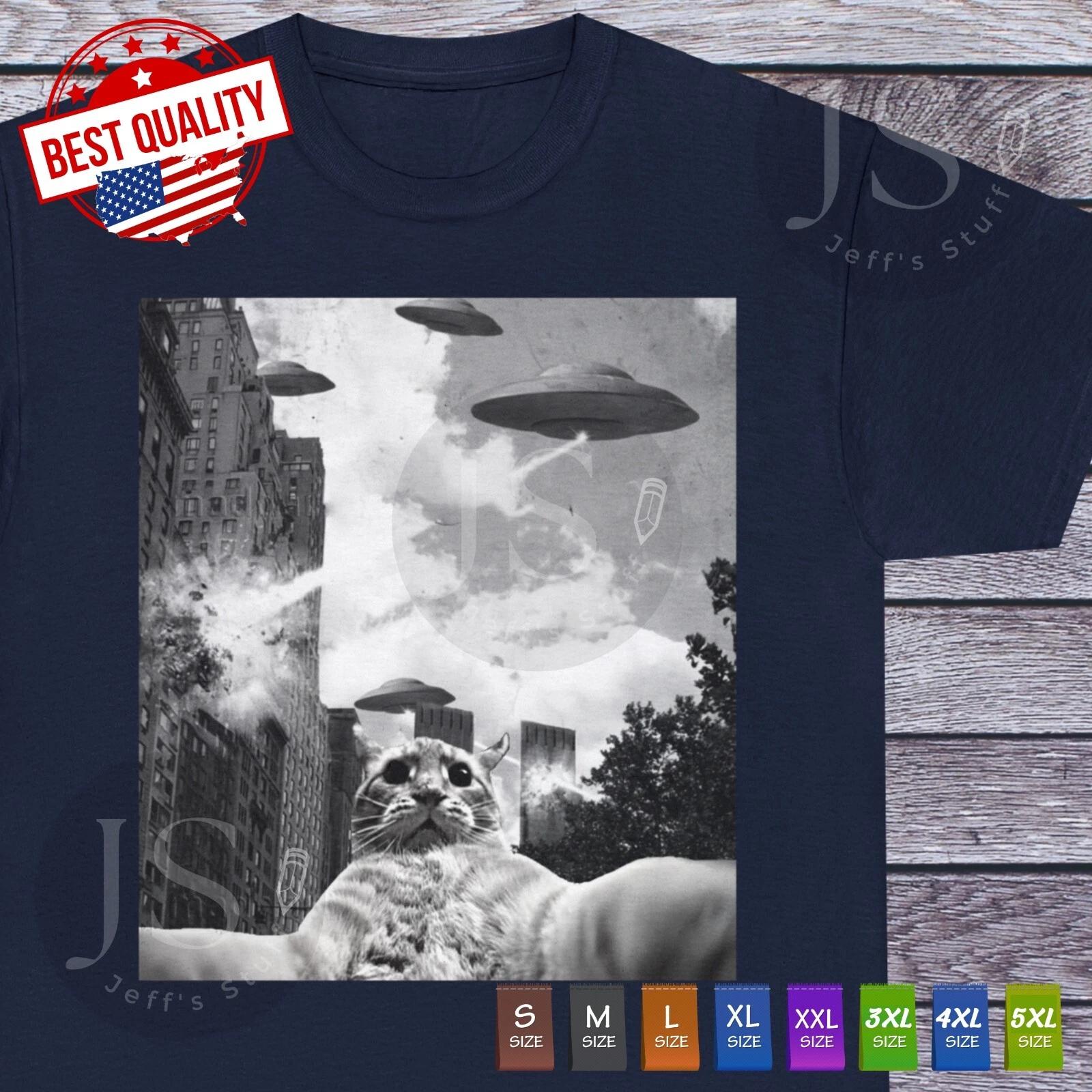 

Funny Cat Invasion Ovni UFO T Shirt Vintage Classic, Fun Clothes Cat Pet Tee XL