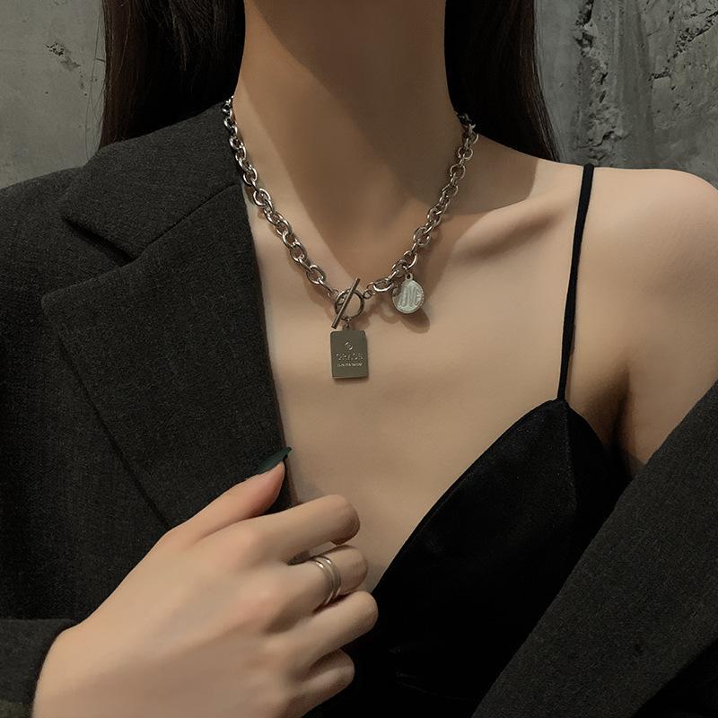 Korean Fashion Letter Necklace INS Retro Metal Silver Pendant Charm Clavicle Chain Women Jewelry Accessories