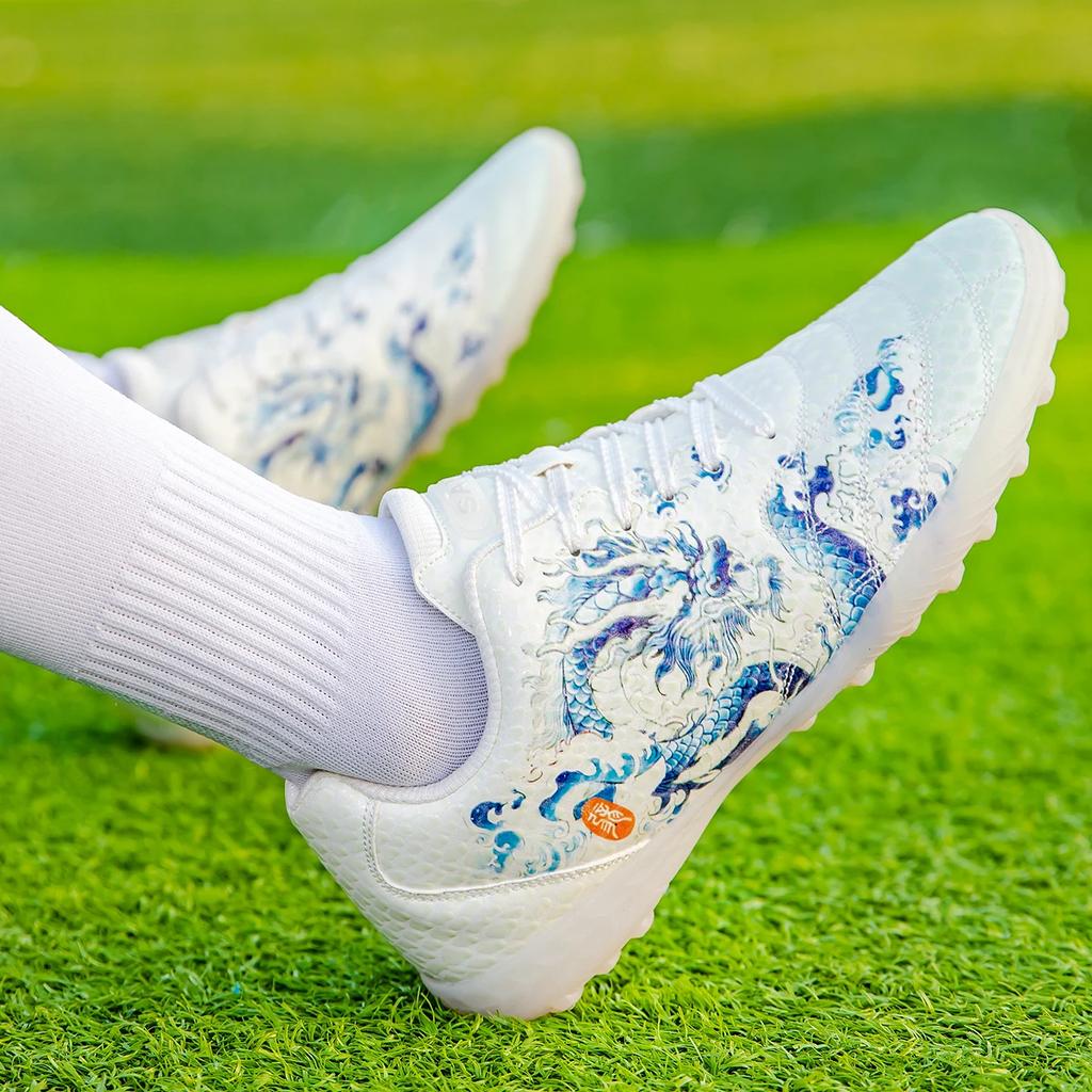 High Quality Five-a-side Lightweight Training Outdoor New Breathable Non-slip Ultra-light Men's Football Shoes Non-slip Turf