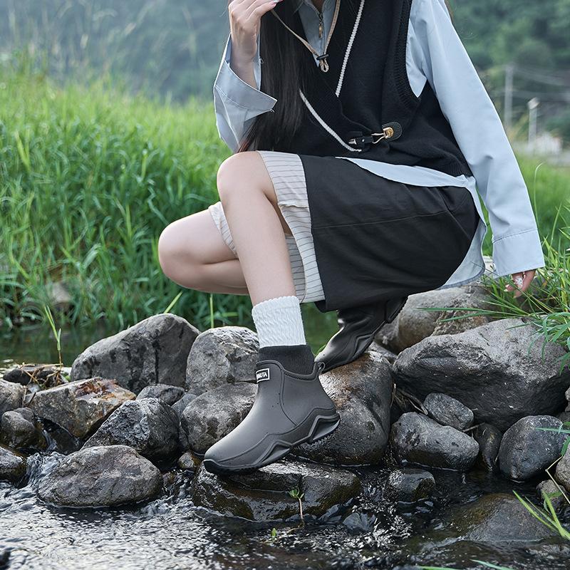 Rain shoes short water shoes couple outdoor women's rain boots fishing work casual men's water boots thermal shoes