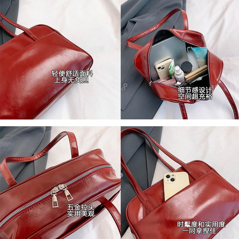 2026 New Minimalist Tote Bag Korean Versi Large-capacity Underarm Bag Niche Quality Casual Single-shoulder Commuting Bag