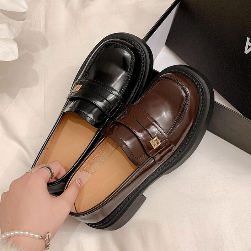 New women's leather loafers casual solid color fashion platform non-slip large size shoes sheepskin women's shoes four seasons single shoes