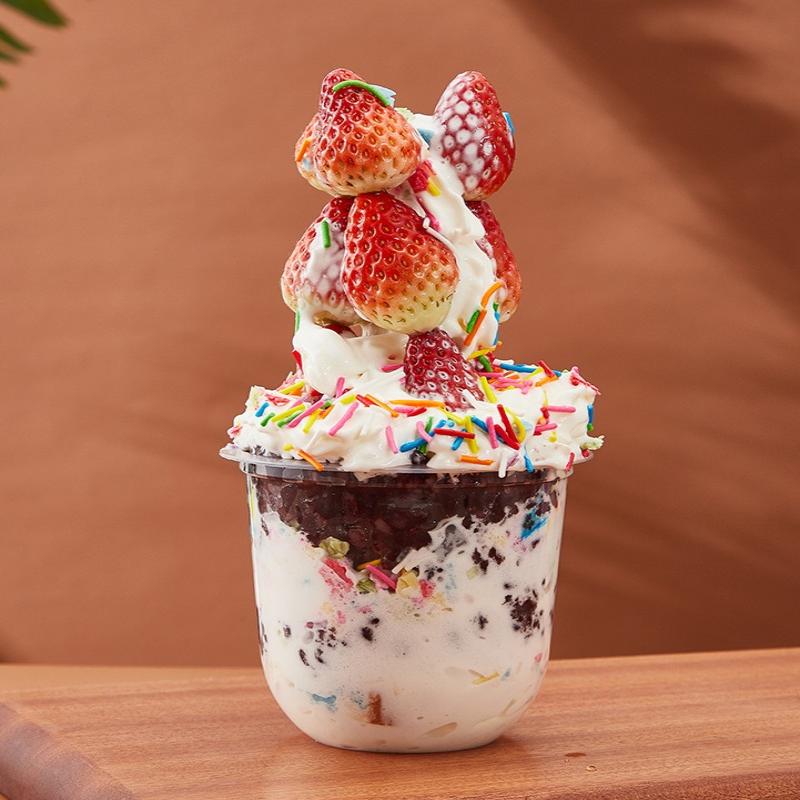50Pcs Disposable Clear Plastic Cup With Hole Dome Lids Juice Salad Dessert Cups Ice Cream Birthday Wedding Camping Utensils