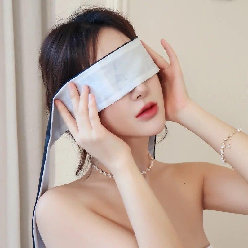 Maschera per gli occhi in raso sexy porno anime passione vincolante braccialetto paralume fascia di copertura nastro SM flogger frusta costume giocattoli del sesso gioco gioco per adulti