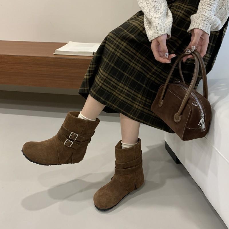 2025 Autumn and Winter New Retro Inner Height-increasing Short Boots Women's Round Head Soft-soled Stacking Boots Short Western Cowboy Boots