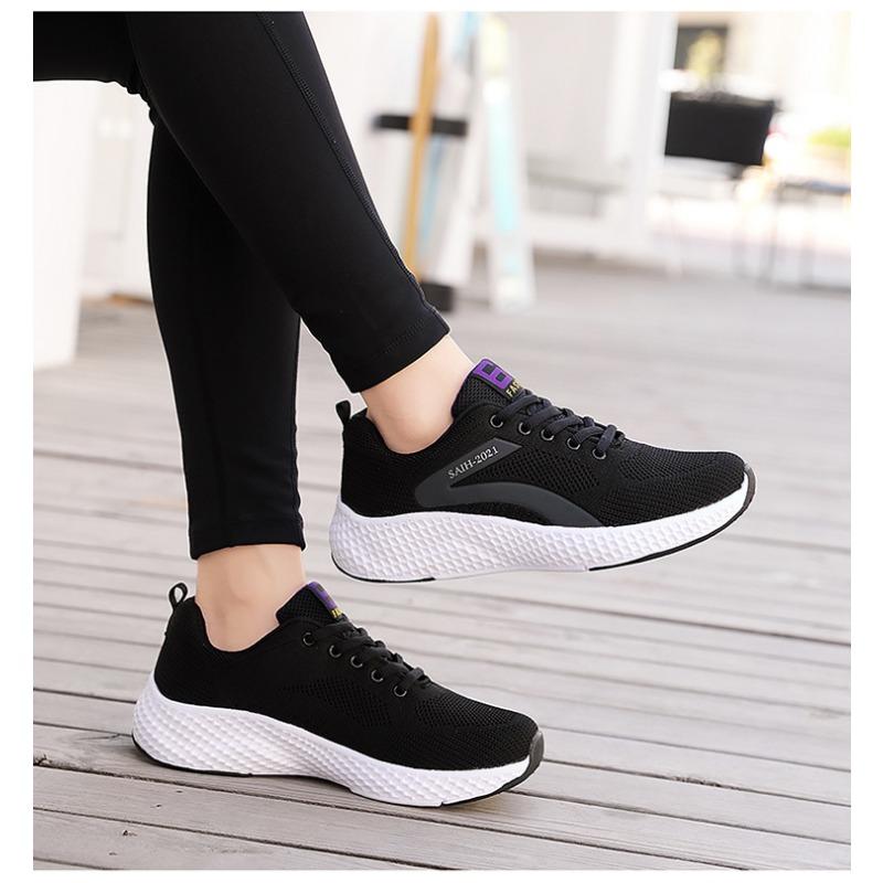 Sports Shoes Women's Summer New Soft Soled Mom Mesh Breathable Hiking Shoes Women's Lightweight Running Shoes Women's Shoes