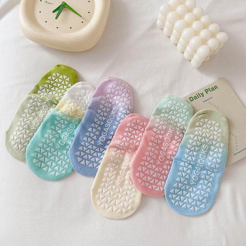 Yoga Socks for Women, Professional Sock Soles, Silicone Letter Anti-slip Floor, Sports and Fitness Straps, Dance and Casual Socks