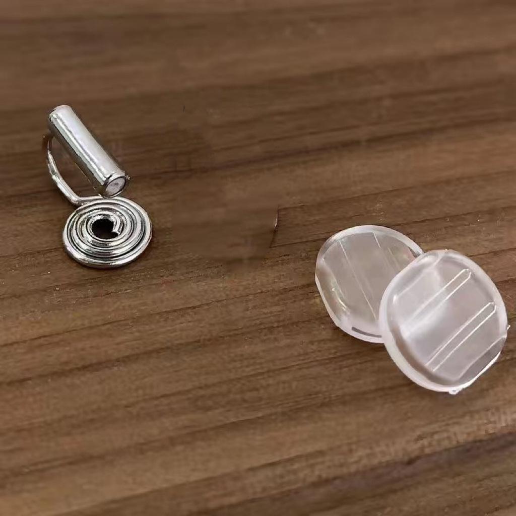 Piercing-Free Invisible Stud To Clip Earring Converter with Soft Pads