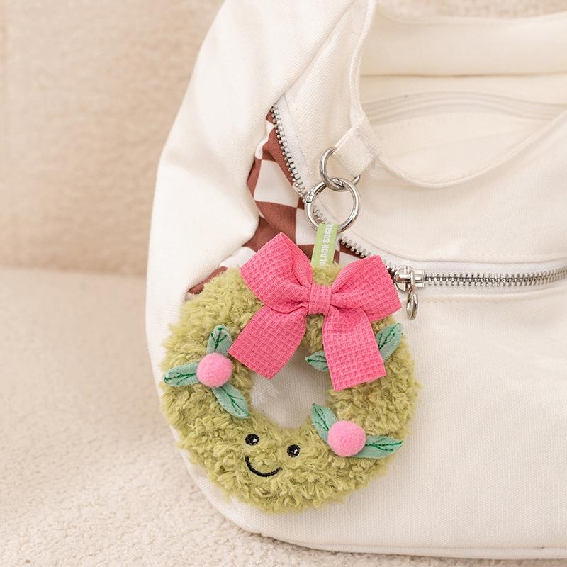 Sweet Green Wreath Plush Toy Stuffed Smiling Humanoid Pink Bow Tie Plushie Kawaii Home Decor Christmas Gift