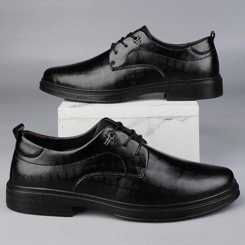 

Men s leather shoes 2025 summer black lace-up men s shoes four seasons shoes breathable business dress shoes men s non-slip and wear-resistant shoes 45 чёрный