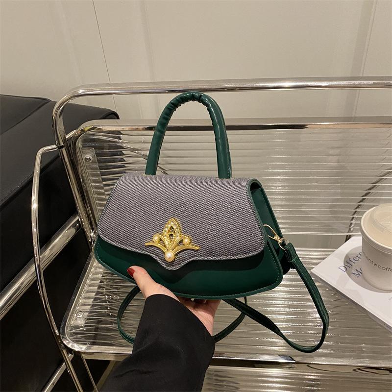 2025 summer new fashion light luxury trend versatile handbag foreign style solid color commuting shoulder messenger bag women's bag