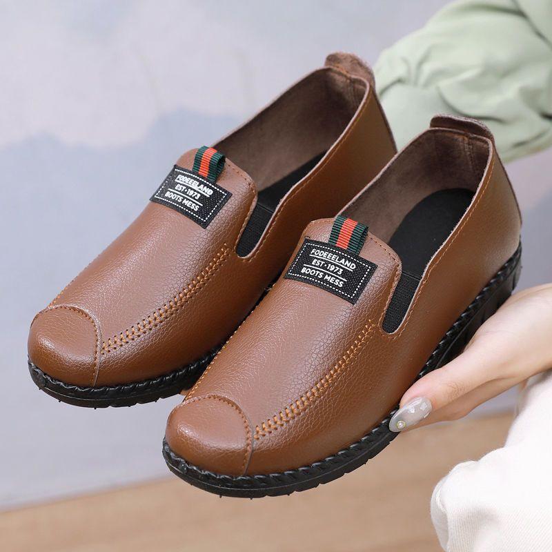 Korean Waterproof Leather Casual Sports Shoes for Middle-Aged and Elderly Women