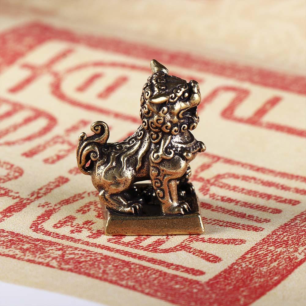 Good Quality Handmade Desktop Ornament Lion Figurines Lion Ornaments Keychain Pendant Lion Seal