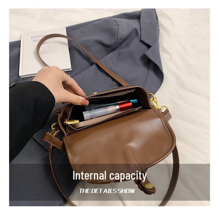 2025 Trendy Women's Crossbody Bag with Wide Strap - Chic Floral Design