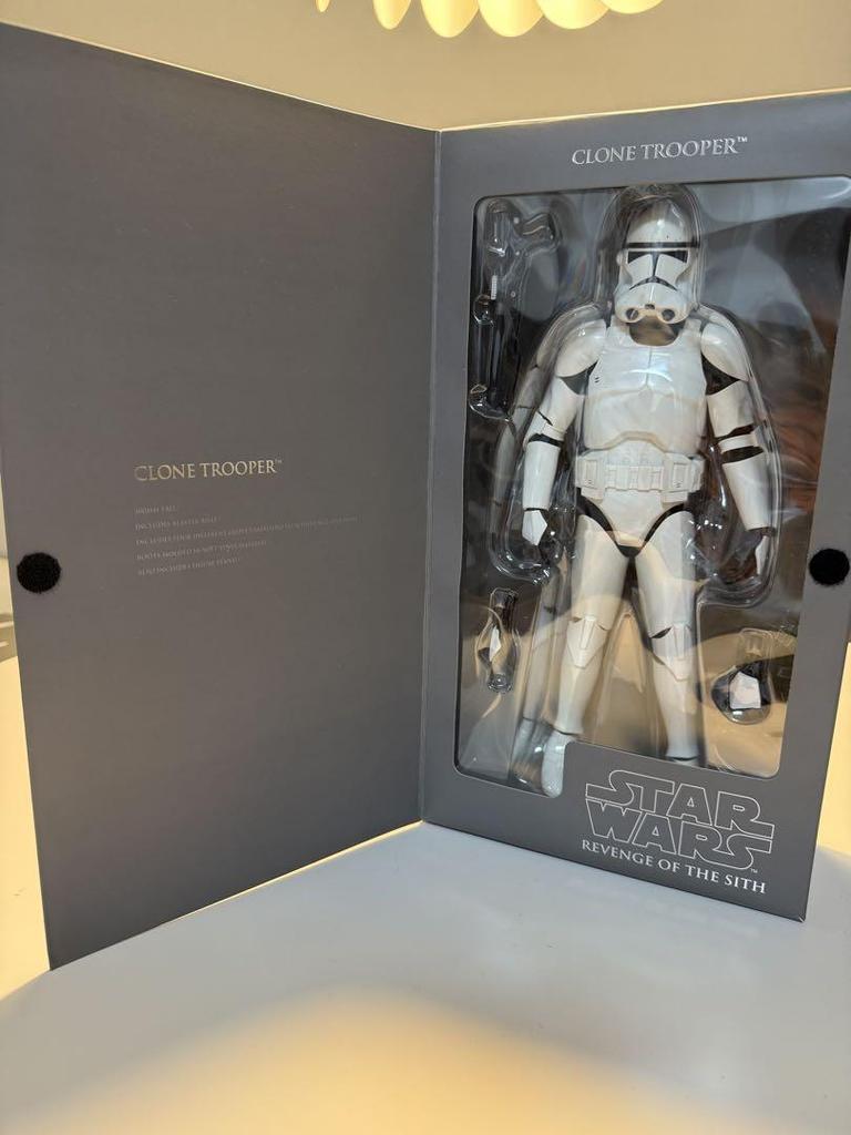 [USED] Medicom Toy Star Wars Clone Trooper Real Action