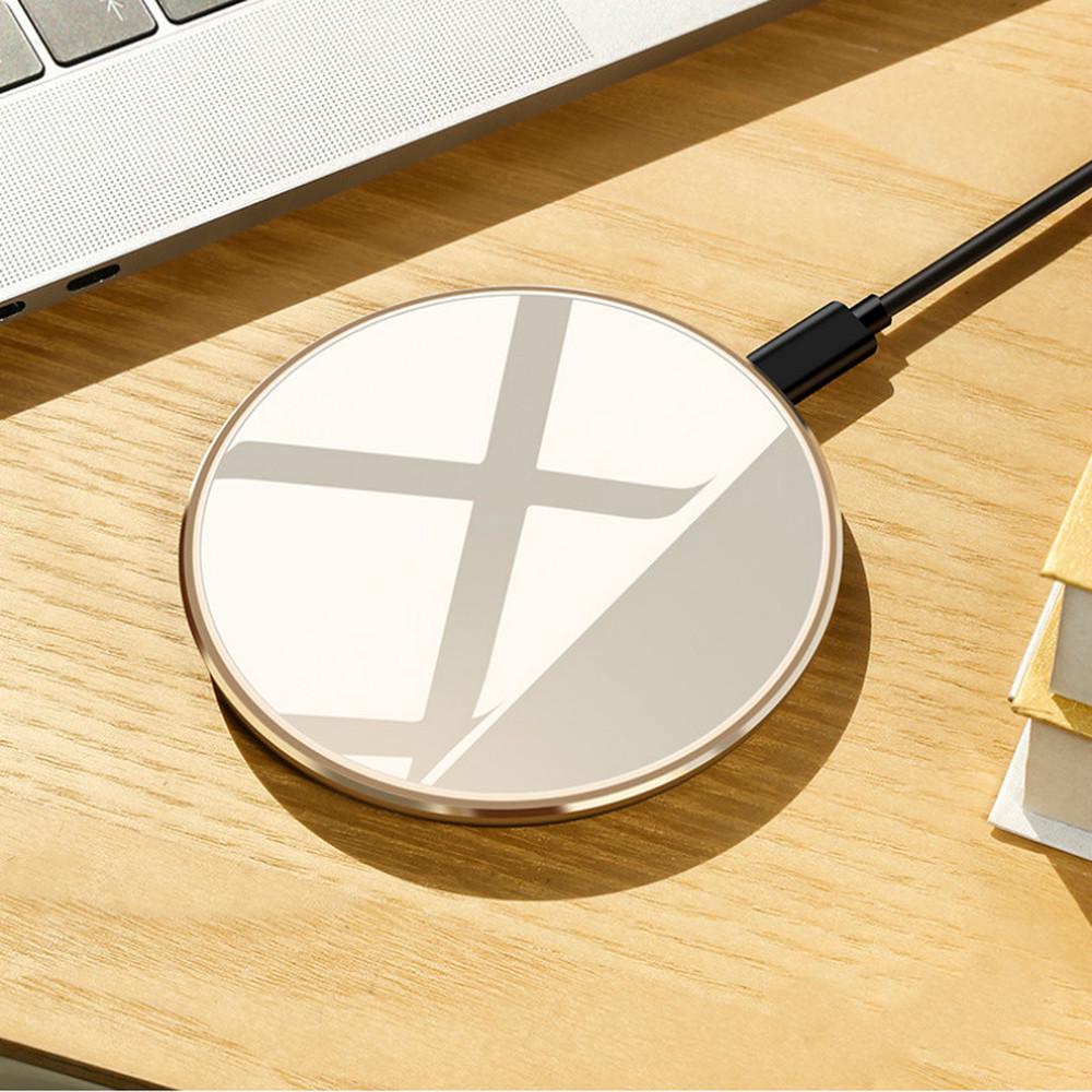 New Popular Mobile Phone Charger Wireless Charging Mobile Universal Wireless Charging Panel