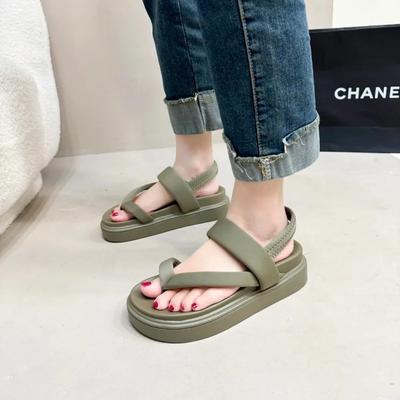 Fashion Female Shoes On Sale 2024 Summer Fashionable and Versatile Women's Thong Sandals Comfortable and Breathable Platform Sandals